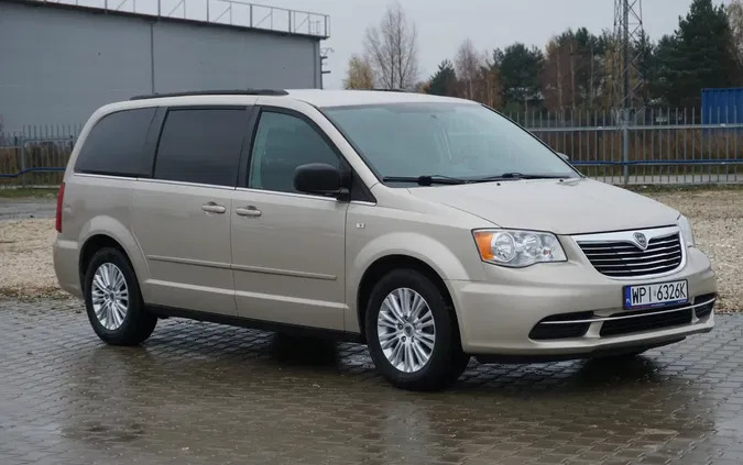 mazowieckie Lancia Voyager cena 54900 przebieg: 161662, rok produkcji 2014 z Suraż